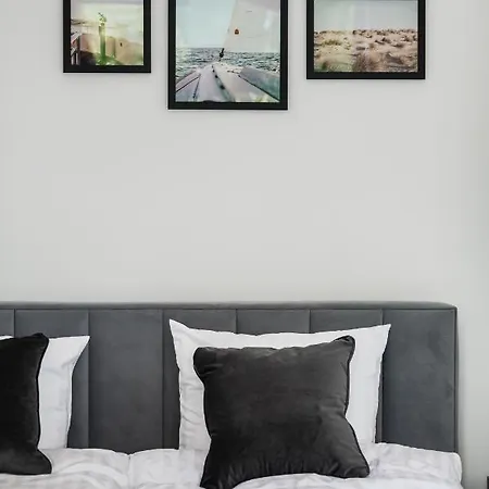 Sloneczne Pilice - Apartament W Centrum Z Garazem Blisko Plazy Jastrzębia Góra