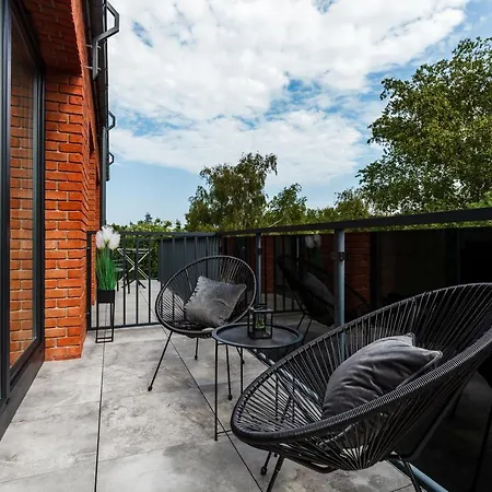 Sloneczne Pilice - Apartament W Centrum Z Garazem Blisko Plazy