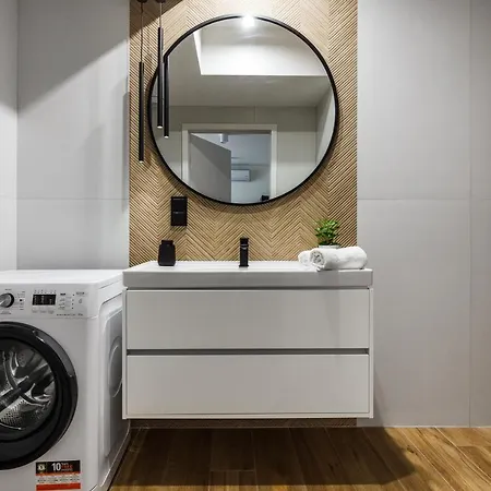 アパート Sloneczne Pilice - Apartament W Centrum Z Garazem Blisko Plazy
