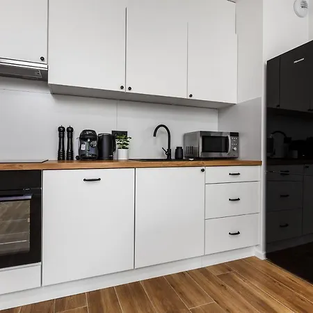 Sloneczne Pilice - Apartament W Centrum Z Garazem Blisko Plazy *